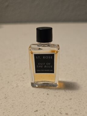St. Rose OUT OF THE BLUE Mini Travel Splash Like New